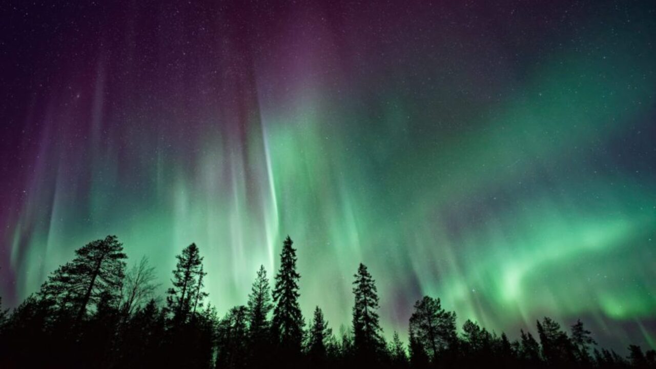 É possível ver a aurora boreal no Brasil? Onde ver no Hemisfério Sul -  Viagens e Destinos